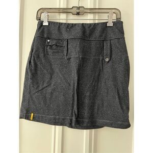 Lole charcoal gray skirt S